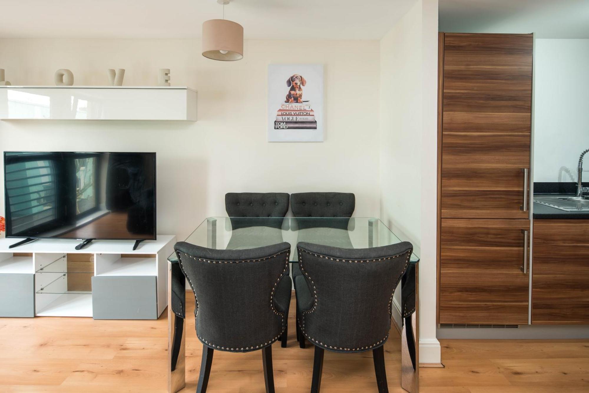 Stylish Apartment Near Central Лондон Экстерьер фото